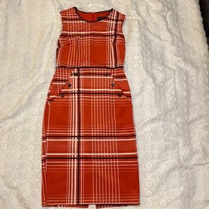 Form fitting dress. Fun pattern.